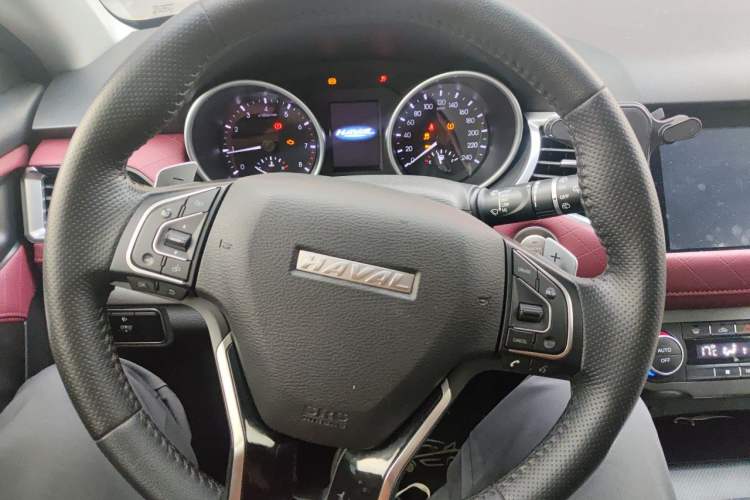 Used Haval H6 Coupe 2020 SmartConnect Edition 1.5T Automatic Two-Wheel Drive Luxury SmartConnect Model Steering Wheel