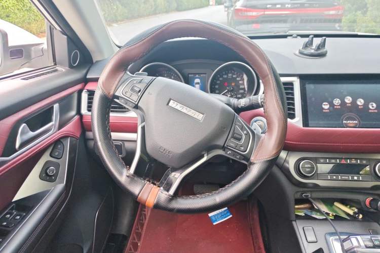 Used Haval H6 Coupe 2020 SmartConnect Edition 1.5T Automatic Two-Wheel Drive Luxury SmartConnect Model Steering Wheel