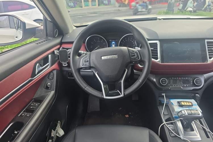 Used Haval H6 Coupe 2020 Smart Connect Version 1.5T Automatic Two-Wheel Drive Elite Model Steering Wheel