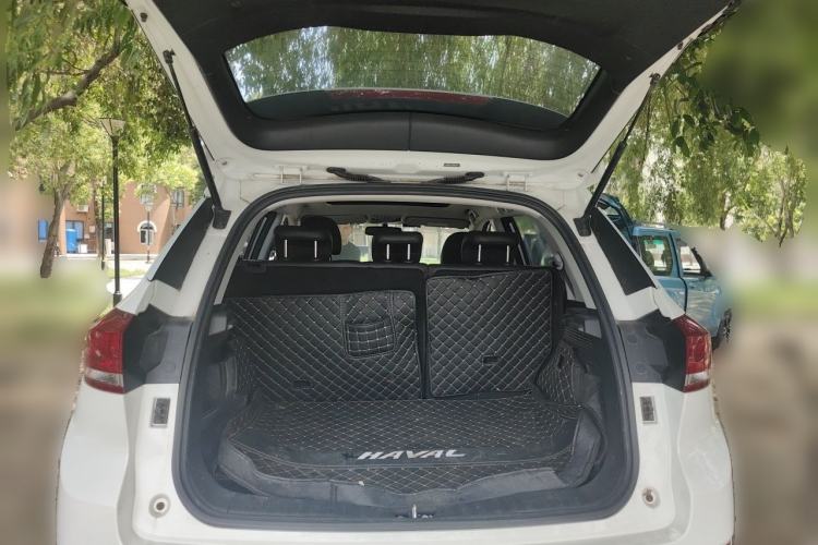 Used Haval H6 Coupe 2020 SmartConnect Edition 1.5T Automatic Two-Wheel Drive Luxury SmartConnect Model Trunk