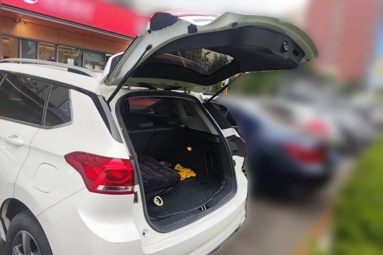 Used Haval H6 Coupe 2020 SmartConnect Edition 1.5T Automatic Two-Wheel Drive Luxury SmartConnect Model Trunk