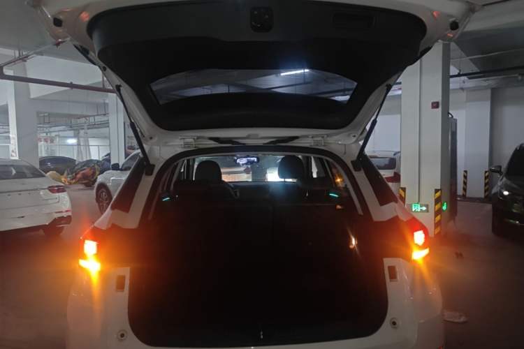 Used Haval H6 Coupe 2020 SmartConnect Edition 1.5T Automatic Two-Wheel Drive Luxury SmartConnect Model Trunk
