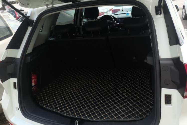 Used Haval H6 Coupe 2020 Smart Connect Version 1.5T Automatic Two-Wheel Drive Elite Model Trunk