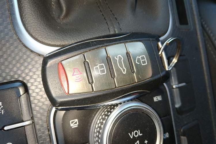 Used Haval H6 Coupe 2020 Smart Connect Version 1.5T Manual Two-Wheel Drive Elite Model Vehicle Key