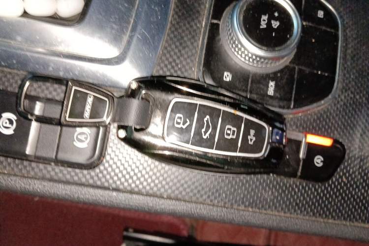 Used Haval H6 Coupe 2020 Smart Connect Version 1.5T Automatic Two-Wheel Drive Urban Model Vehicle Key