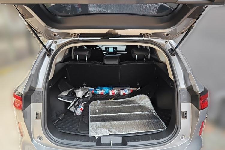 Used Haval H6 Coupe 2021 ZhiLian Edition 1.5T Automatic Two-Wheel Drive Ultra-Luxury ZhiLian Version Trunk