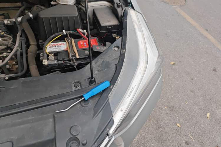 Used Haval H6 Coupe 2021 Smart Connect Version 1.5T Automatic Two-Wheel Drive Elite Model Engine Bay Left