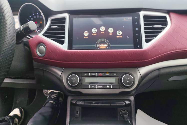 Used Haval H6 Coupe 2021 Smart Connect Version 1.5T Automatic Two-Wheel Drive Elite Model Audio And AC Panel