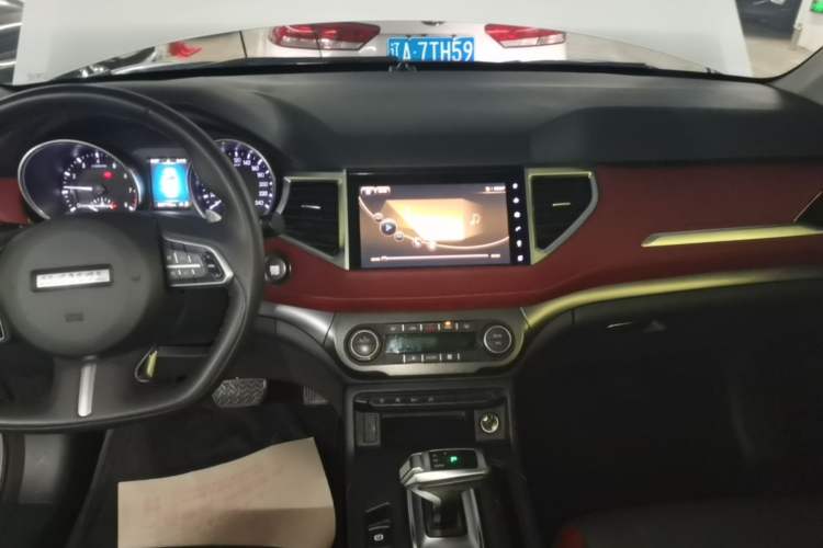 Used Haval H6 Coupe 2021 Smart Connect Edition 1.5T Automatic Two-Wheel Drive Luxury Smart Connect Version Audio And AC Panel