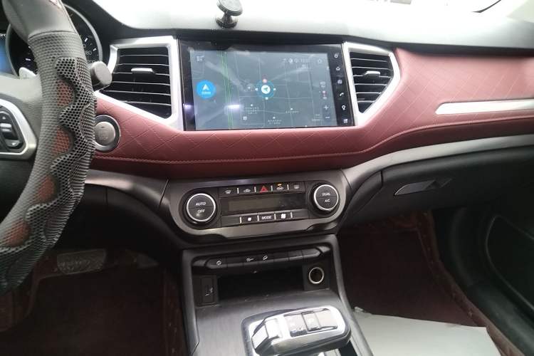 Used Haval H6 Coupe 2021 Smart Connect Version 1.5T Automatic Two-Wheel Drive Elite Model Audio And AC Panel