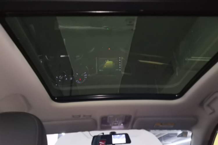 Used Haval H6 Coupe 2021 Smart Connect Edition 1.5T Automatic Two-Wheel Drive Luxury Smart Connect Version Headliner