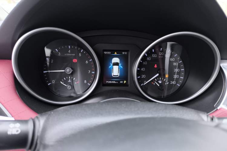 Used Haval H6 Coupe 2021 Smart Connect Edition 1.5T Automatic Two-Wheel Drive Luxury Smart Connect Version Instrument Cluster