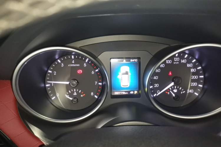 Used Haval H6 Coupe 2021 Smart Connect Edition 1.5T Automatic Two-Wheel Drive Luxury Smart Connect Version Instrument Cluster