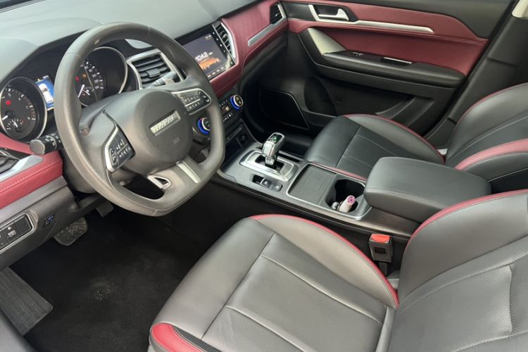 Used Haval H6 Coupe 2021 Smart Connect Version 1.5T Automatic Two-Wheel Drive Elite Model Interior 2