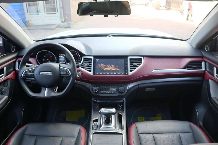 Used Haval H6 Coupe 2021 Smart Connect Edition 1.5T Automatic Two-Wheel Drive Luxury Smart Connect Version Interior 2