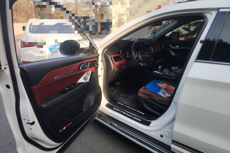 Used Haval H6 Coupe 2021 Smart Connect Edition 1.5T Automatic Two-Wheel Drive Luxury Smart Connect Version Interior 3