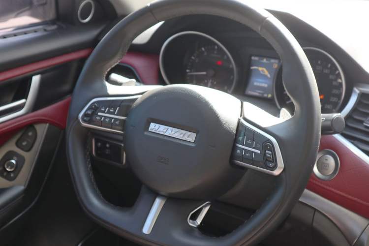 Used Haval H6 Coupe 2021 Smart Connect Edition 1.5T Automatic Two-Wheel Drive Luxury Smart Connect Version Interior 3