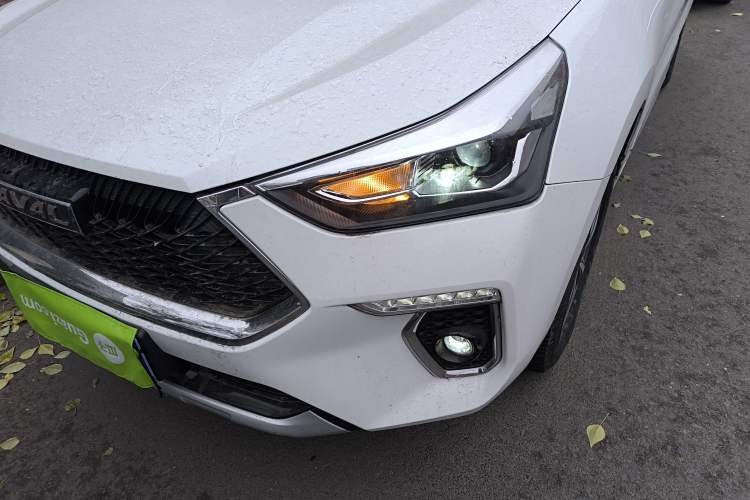 Used Haval H6 Coupe 2021 Smart Connect Edition 1.5T Automatic Two-Wheel Drive Luxury Smart Connect Version Left Front Headlight