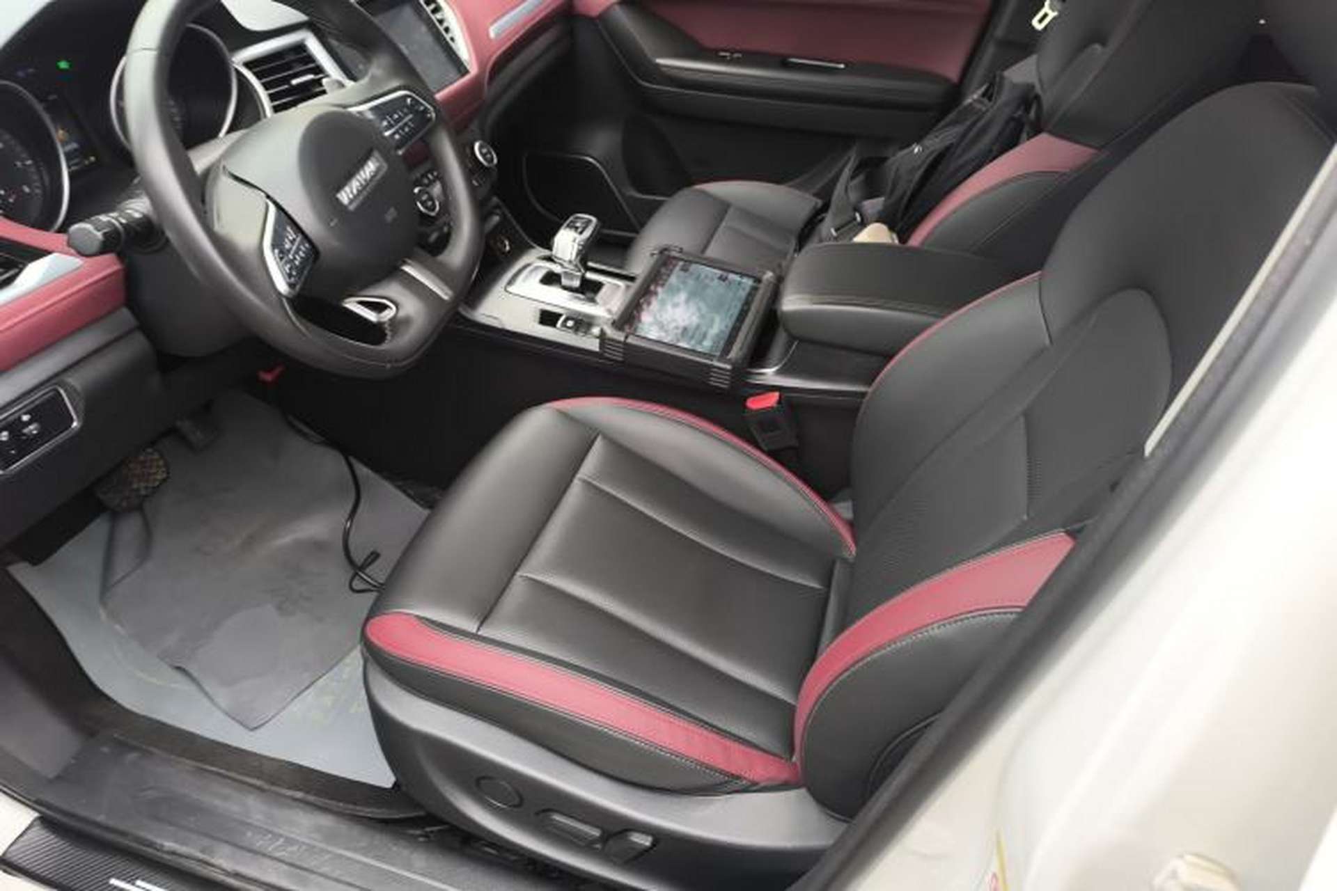 Used Haval H6 Coupe 2021 Smart Connect Edition 1.5T Automatic Two-Wheel Drive Luxury Smart Connect Version Left Front Seat