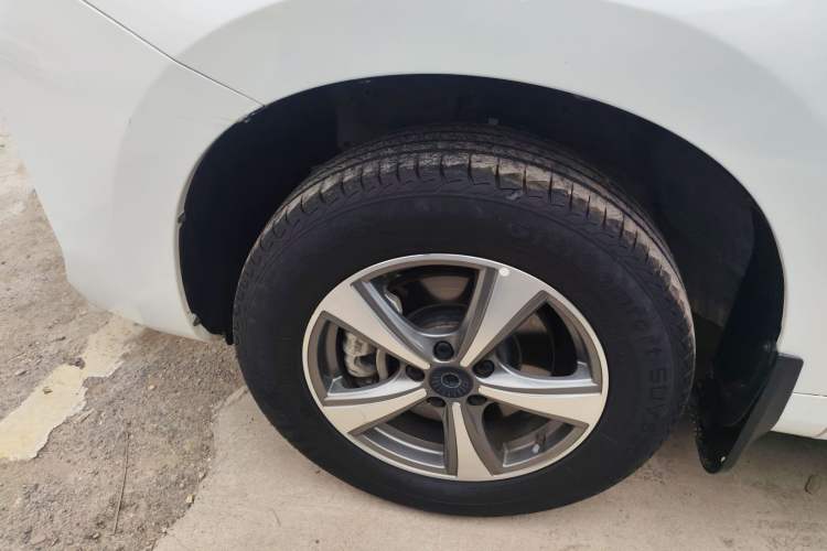 Used Haval H6 Coupe 2021 Smart Connect Version 1.5T Automatic Two-Wheel Drive Elite Model Left Front Wheel Hub
