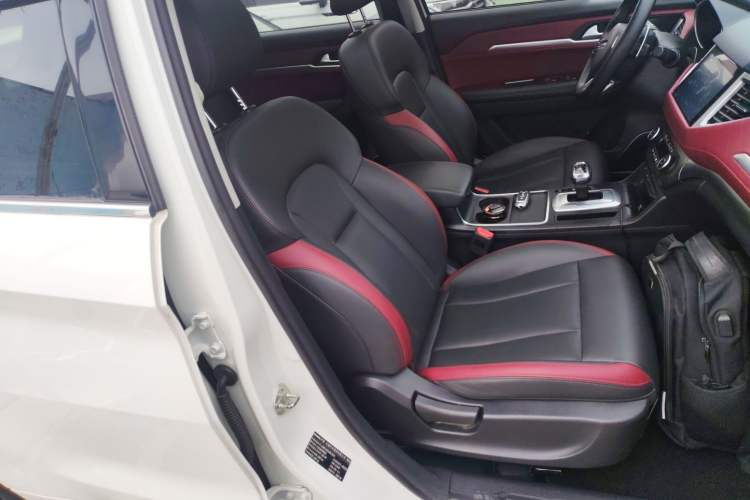 Used Haval H6 Coupe 2021 Smart Connect Version 1.5T Automatic Two-Wheel Drive Elite Model Right Front Seat