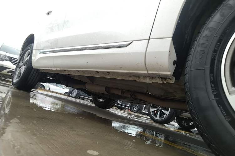 Used Haval H6 Coupe 2021 Smart Connect Version 1.5T Automatic Two-Wheel Drive Elite Model Right Side Sill