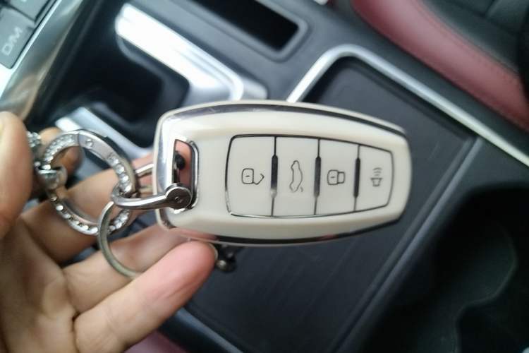 Used Haval H6 Coupe 2021 Smart Connect Version 1.5T Automatic Two-Wheel Drive Elite Model Vehicle Key