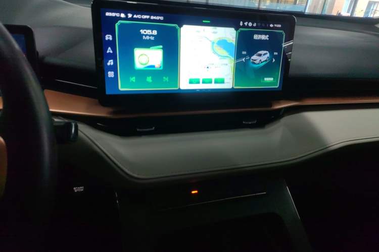 Used Haval H6 New Energy 2023 DHT-PHEV 110KM Long-Range Edition Audio And AC Panel