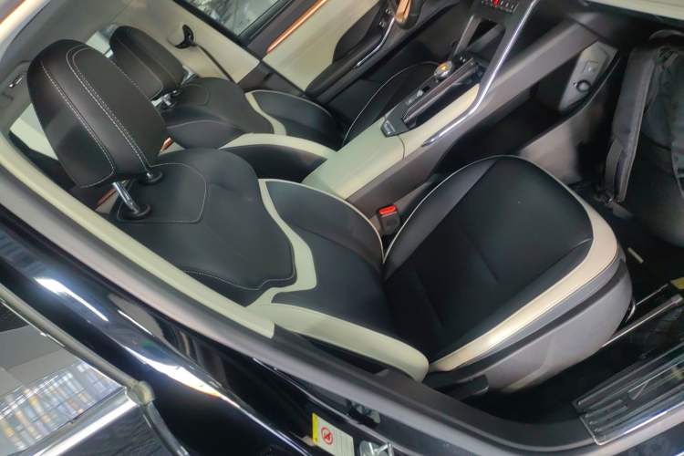 Used Haval H6 New Energy 2023 DHT-PHEV 110KM Long-Range Edition Right Front Seat