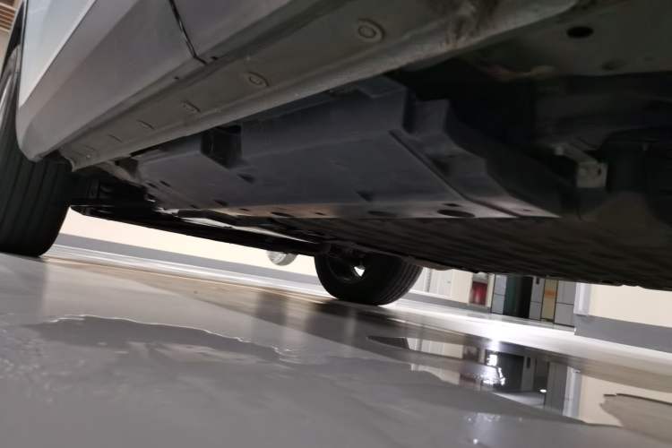 Used Haval H6 New Energy 2023 DHT-PHEV 110KM Long-Range Edition Chassis Rear Left