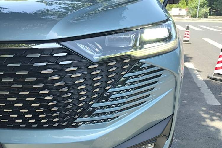 Used Haval H6 New Energy 2023 DHT-PHEV 110KM Long-Range Edition Left Front Headlight