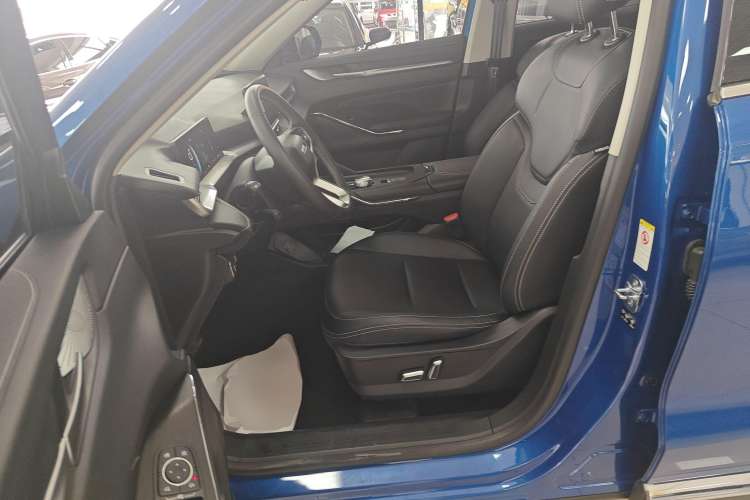 Used Haval H6 New Energy 2023 DHT-PHEV 110KM Enjoyment Edition Left Front Seat