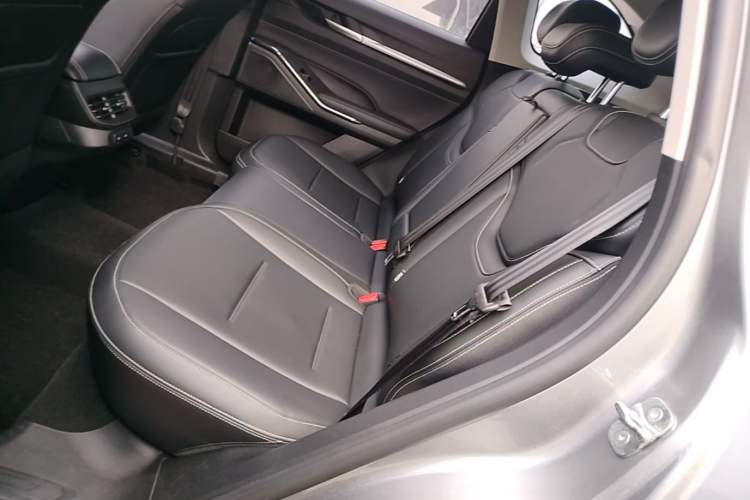 Used Haval H6 New Energy 2023 DHT-PHEV 110KM Enjoyment Edition Left Rear Seat