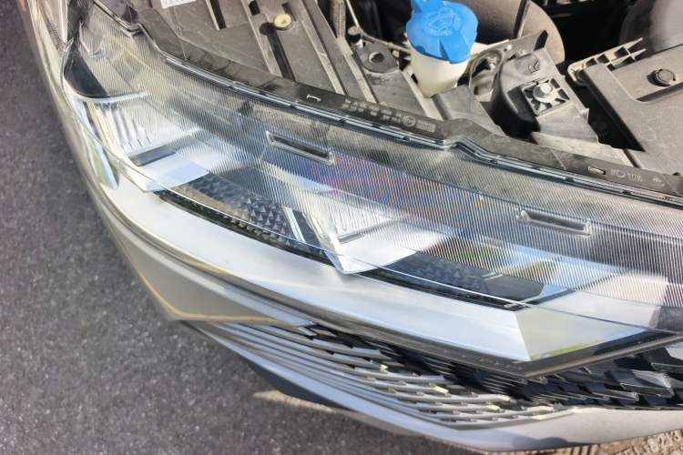 Used Haval H6 New Energy 2023 DHT-PHEV 55KM Enjoyment Edition Right Front Headlight