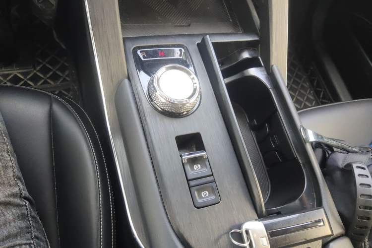 Used Haval H6 New Energy 2023 DHT-PHEV 110KM Enjoyment Edition Gear Lever