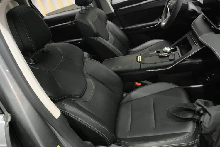 Used Haval H6 New Energy 2023 DHT-PHEV 110KM Enjoyment Edition Right Front Seat