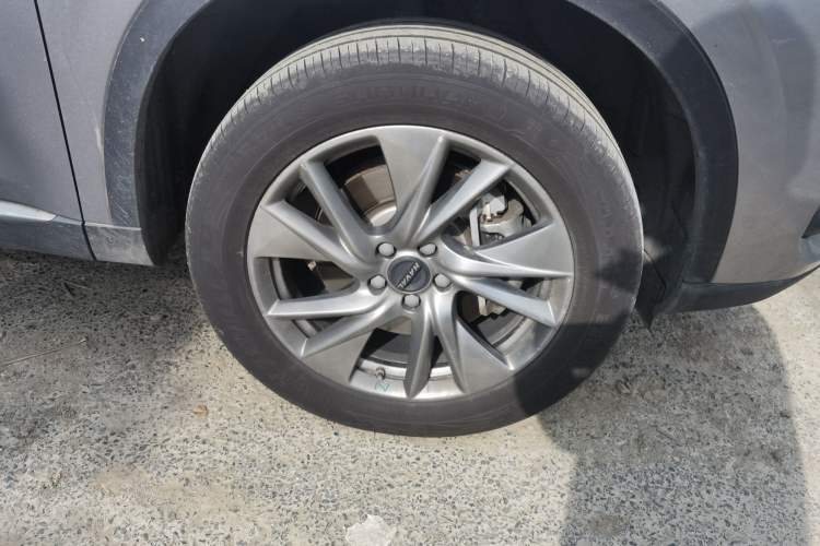Used Haval H6 New Energy 2023 DHT-PHEV 110KM Long-Range Edition Right Front Wheel Hub
