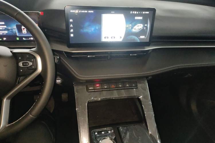 Used Haval H6 New Energy 2023 DHT-PHEV 110KM Long-Range Edition Audio And AC Panel