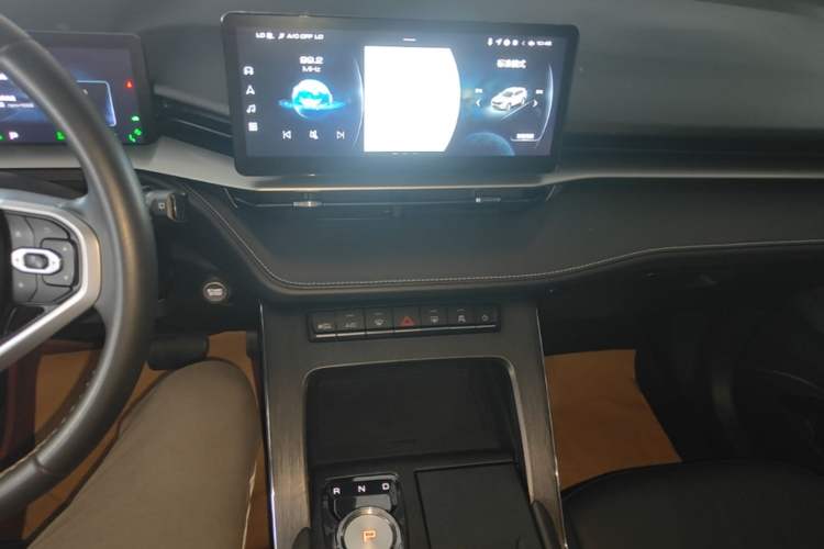 Used Haval H6 New Energy 2023 DHT-PHEV 110KM Enjoyment Edition Audio And AC Panel