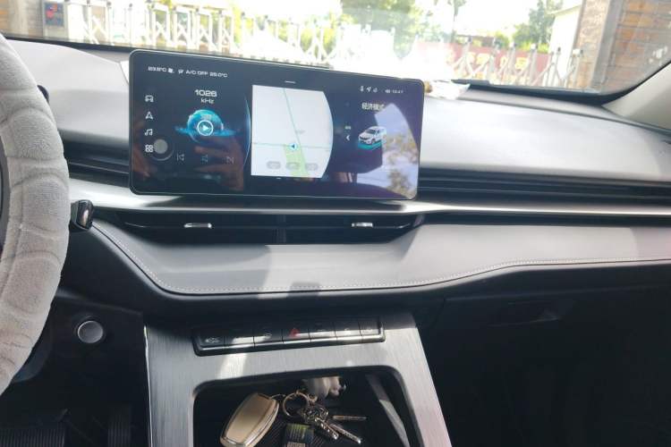 Used Haval H6 New Energy 2023 DHT-PHEV 110KM Long-Range Edition Audio And AC Panel