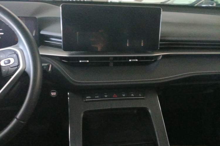 Used Haval H6 New Energy 2023 DHT-PHEV 110KM Enjoyment Edition Audio And AC Panel