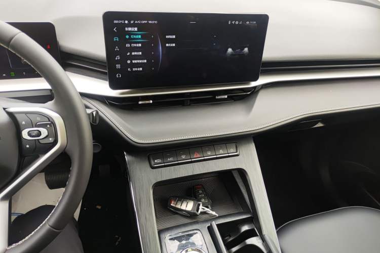 Used Haval H6 New Energy 2023 DHT-PHEV 110KM Long-Range Edition Audio And AC Panel