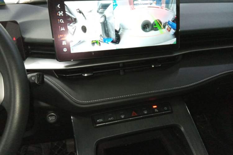 Used Haval H6 New Energy 2023 DHT-PHEV 55KM Enjoyment Edition Audio And AC Panel