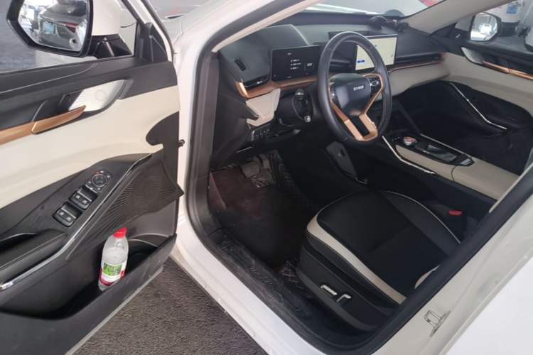 Used Haval H6 New Energy 2023 DHT-PHEV 110KM Enjoyment Edition Driver Seat
