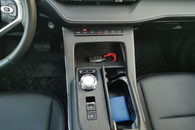Used Haval H6 New Energy 2023 DHT-PHEV 110KM Enjoyment Edition Gear Lever