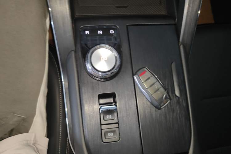 Used Haval H6 New Energy 2023 DHT-PHEV 110KM Enjoyment Edition Gear Lever