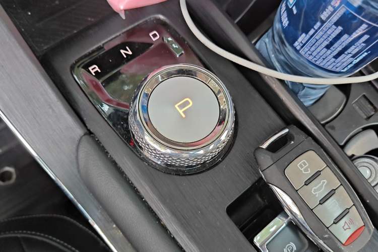 Used Haval H6 New Energy 2023 DHT-PHEV 110KM Enjoyment Edition Gear Lever