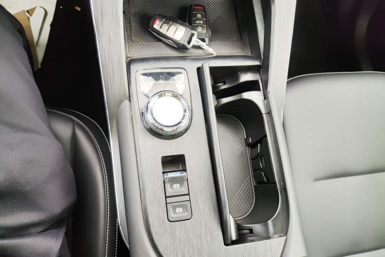 Used Haval H6 New Energy 2023 DHT-PHEV 110KM Long-Range Edition Gear Lever