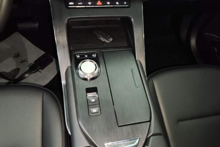 Used Haval H6 New Energy 2023 DHT-PHEV 110KM Enjoyment Edition Gear Lever