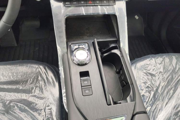 Used Haval H6 New Energy 2023 DHT-PHEV 110KM Long-Range Edition Gear Lever